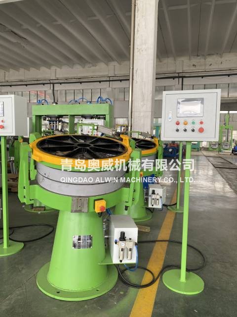 氣動內(nèi)胎硫化機(jī)